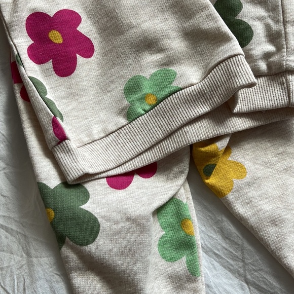 BABY NWT 3 piece set - Picture 2 of 3